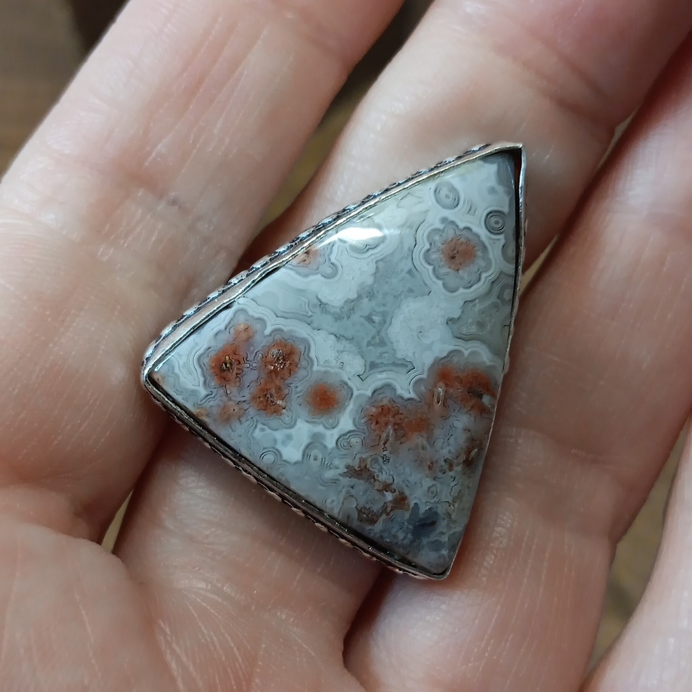 Silver And Red Agate Triangle Ring - image 5